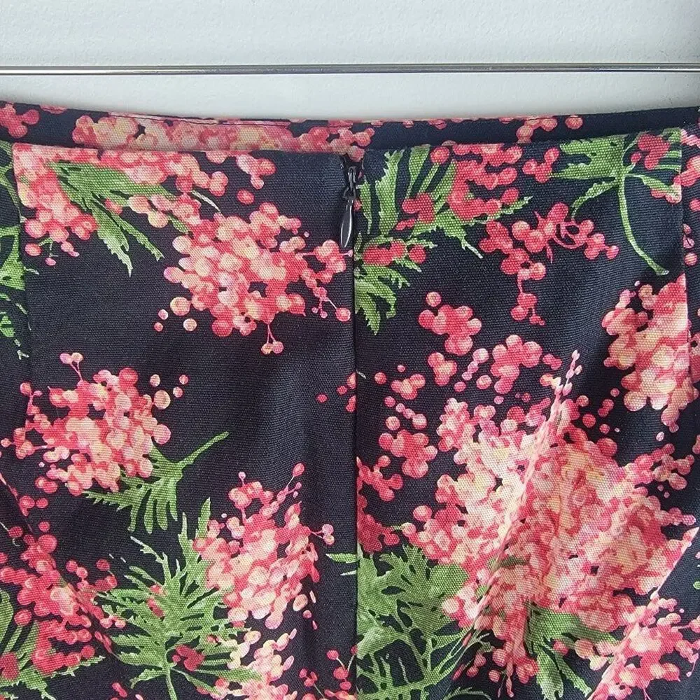 Talbots Black Floral Pencil Skirt Back Zip Petite Black Size 12P